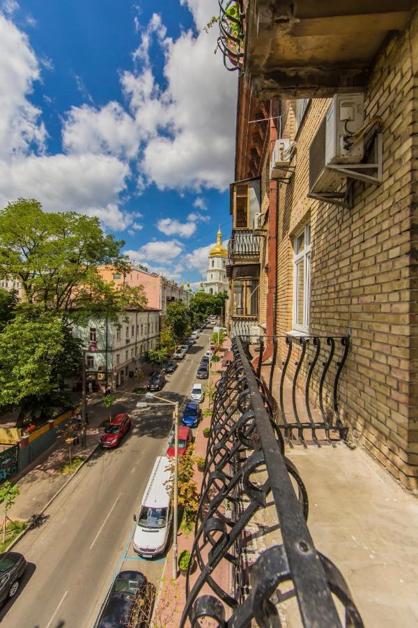 2Х-Кімнатна Квартира На Майдані Незалежності Kyiv Exterior photo